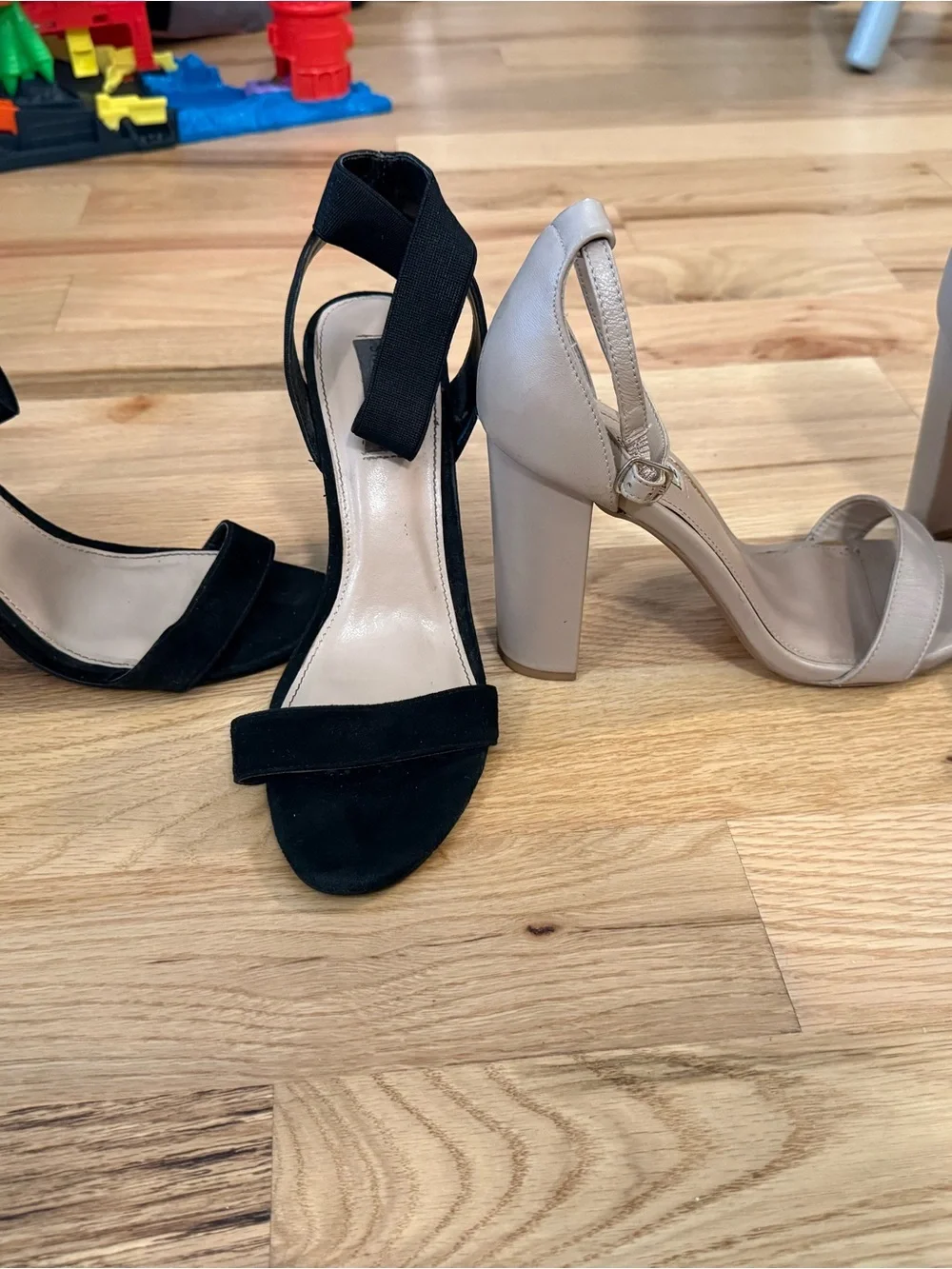 Steve Madden pair steve
